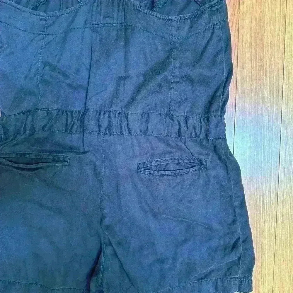French Connection | Dark grey one piece shorts romper jumpsuit size 8 or medium - Picture 9 of 12